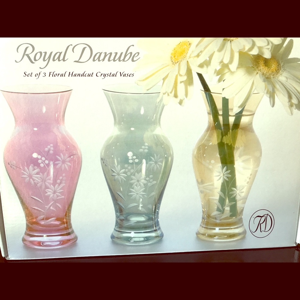 Set of 3 - Crystal Vases